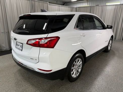 Used 2020 Chevrolet Equinox LT w/ Driver Convenience Package AWD/4WD image 4