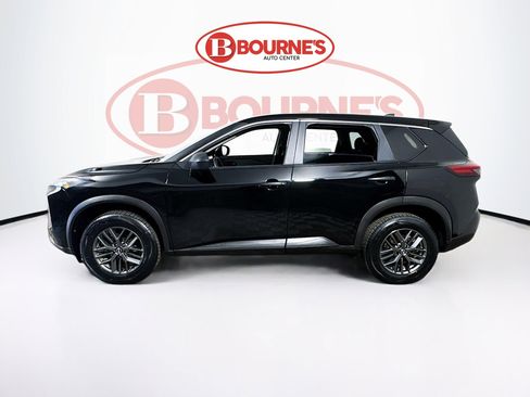 Used 2023 Nissan Rogue S image 6