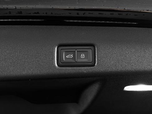 New 2025 Audi Q5 Premium Plus image 31