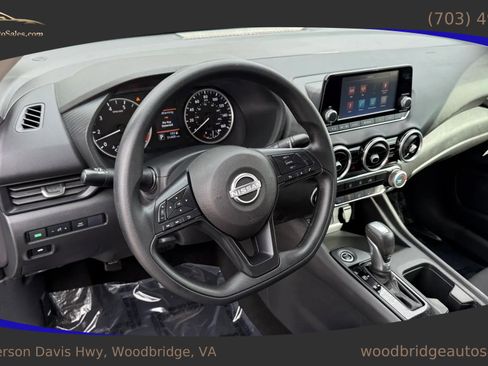 Used 2024 Nissan Sentra S image 13