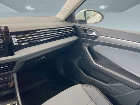 New 2026 Volkswagen Jetta SE image 28