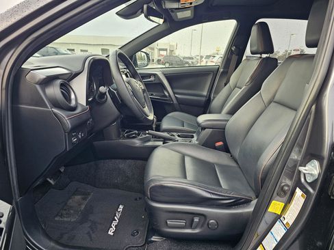 Used 2017 Toyota RAV4 SE w/ Power Extra Value Package AWD/4WD image 19