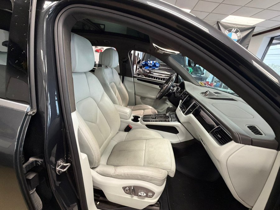 Used 2018 Porsche Macan S AWD/4WD image 37
