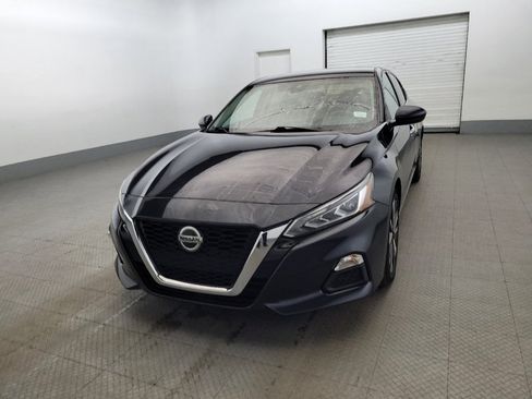 Used 2021 Nissan Altima 2.5 SV FWD image 15