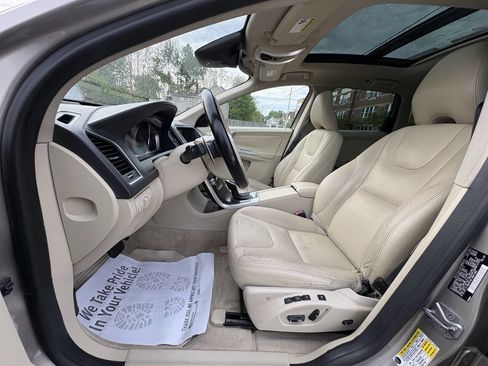 Used 2015 Volvo XC60 T6 Platinum FWD image 27