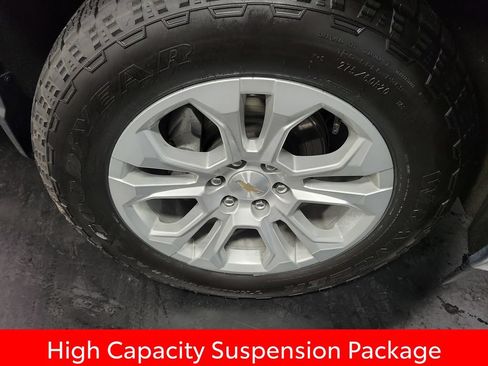 Used 2024 Chevrolet Silverado 1500 LTZ w/ Technology Package AWD/4WD image 10