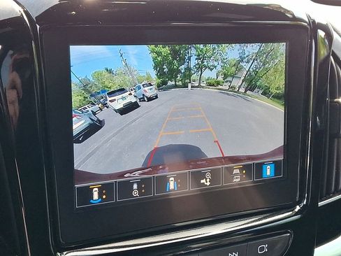 Certified 2023 Chevrolet Traverse RS w/ LPO, Floor Liner Package AWD/4WD image 15