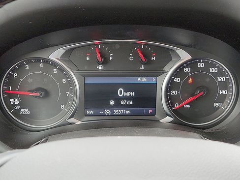 Used 2024 GMC Terrain SLT image 10