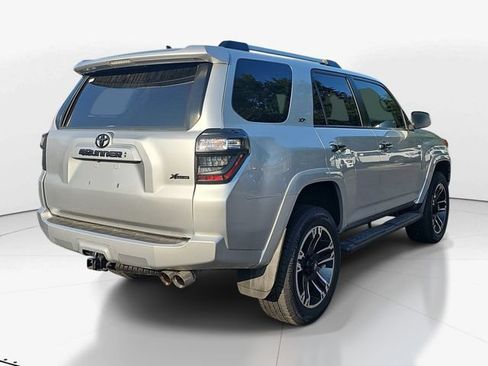 Used 2022 Toyota 4Runner SR5 RWD image 3