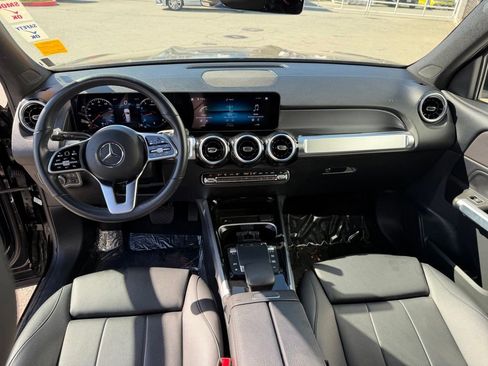 Used 2023 Mercedes-Benz GLB 250 4MATIC image 15