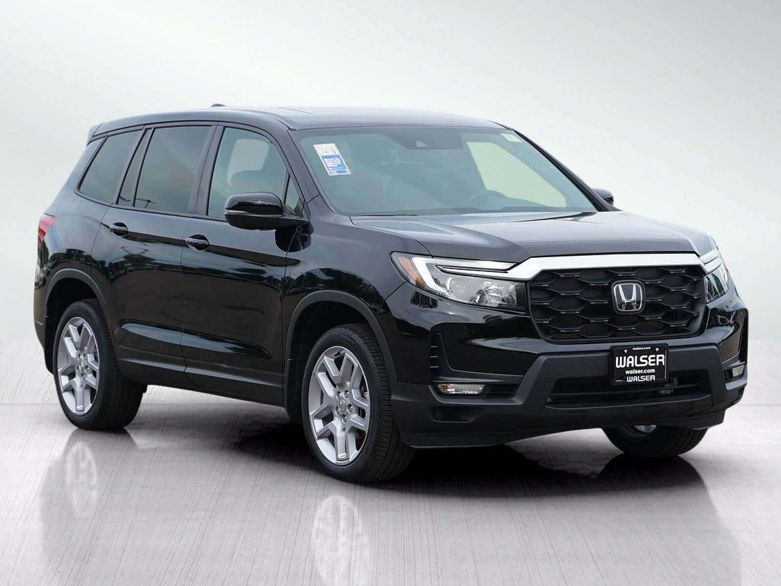 Used 2024 Honda Passport EX-L image 7