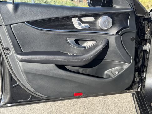 Used 2021 Mercedes-Benz E 350 E 350 image 17