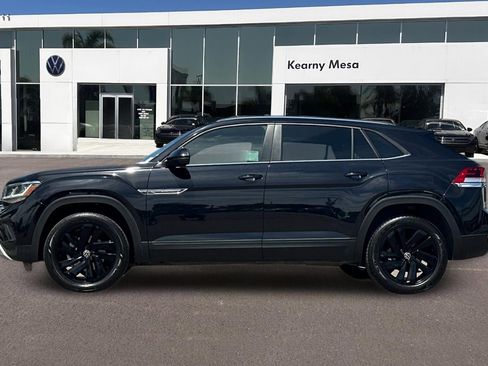 Used 2023 Volkswagen Atlas Cross Sport SE FWD image 7