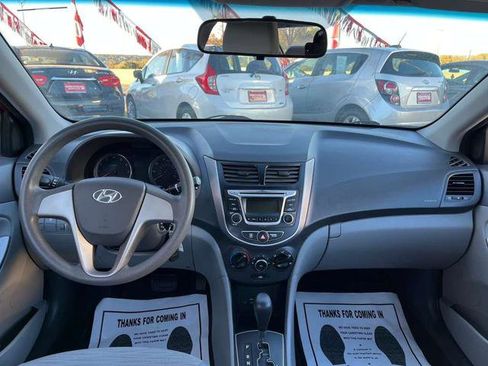 Used 2017 Hyundai Accent SE image 14
