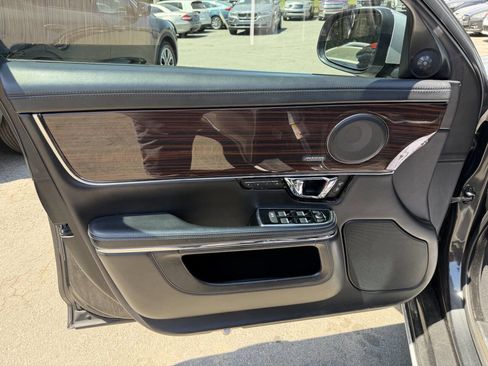 Used 2015 Jaguar XJ L Portfolio image 8