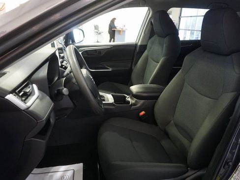 Certified 2025 Toyota RAV4 LE image 16