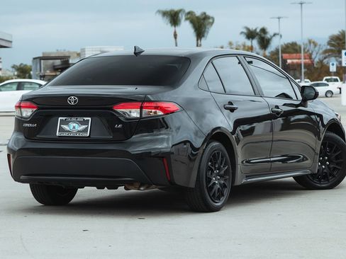 Used 2021 Toyota Corolla LE w/ Carpet Mat Package (TMS) image 2