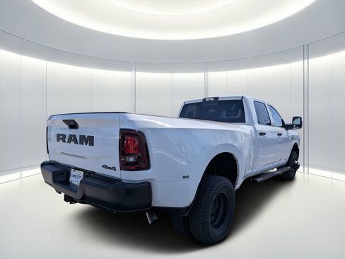 New 2026 RAM 3500 Tradesman AWD/4WD image 4