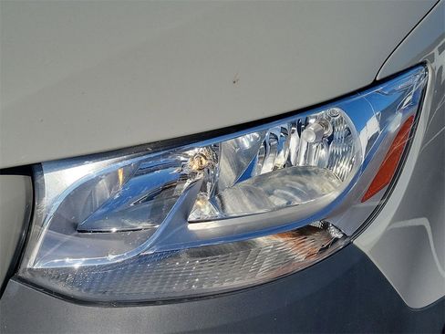 Used 2024 Mercedes-Benz Sprinter 2500 image 10