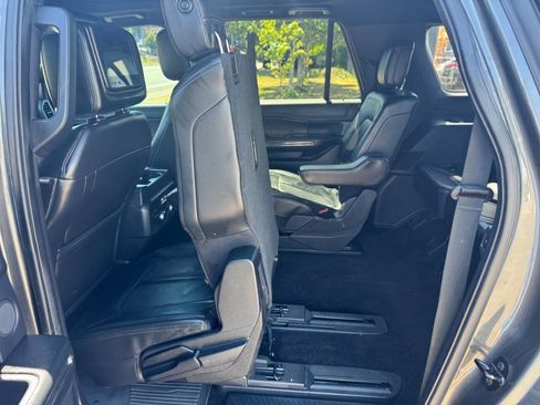Used 2018 Ford Expedition Max Limited w/ Equipment Group 302A AWD/4WD image 14