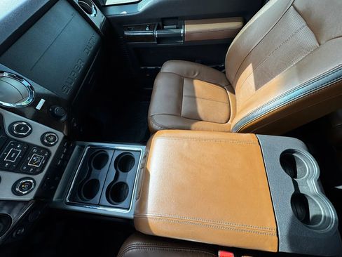 Used 2016 Ford F350 Platinum image 18