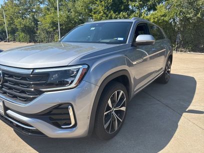 Used 2024 Volkswagen Atlas Cross Sport SEL Premium R-Line