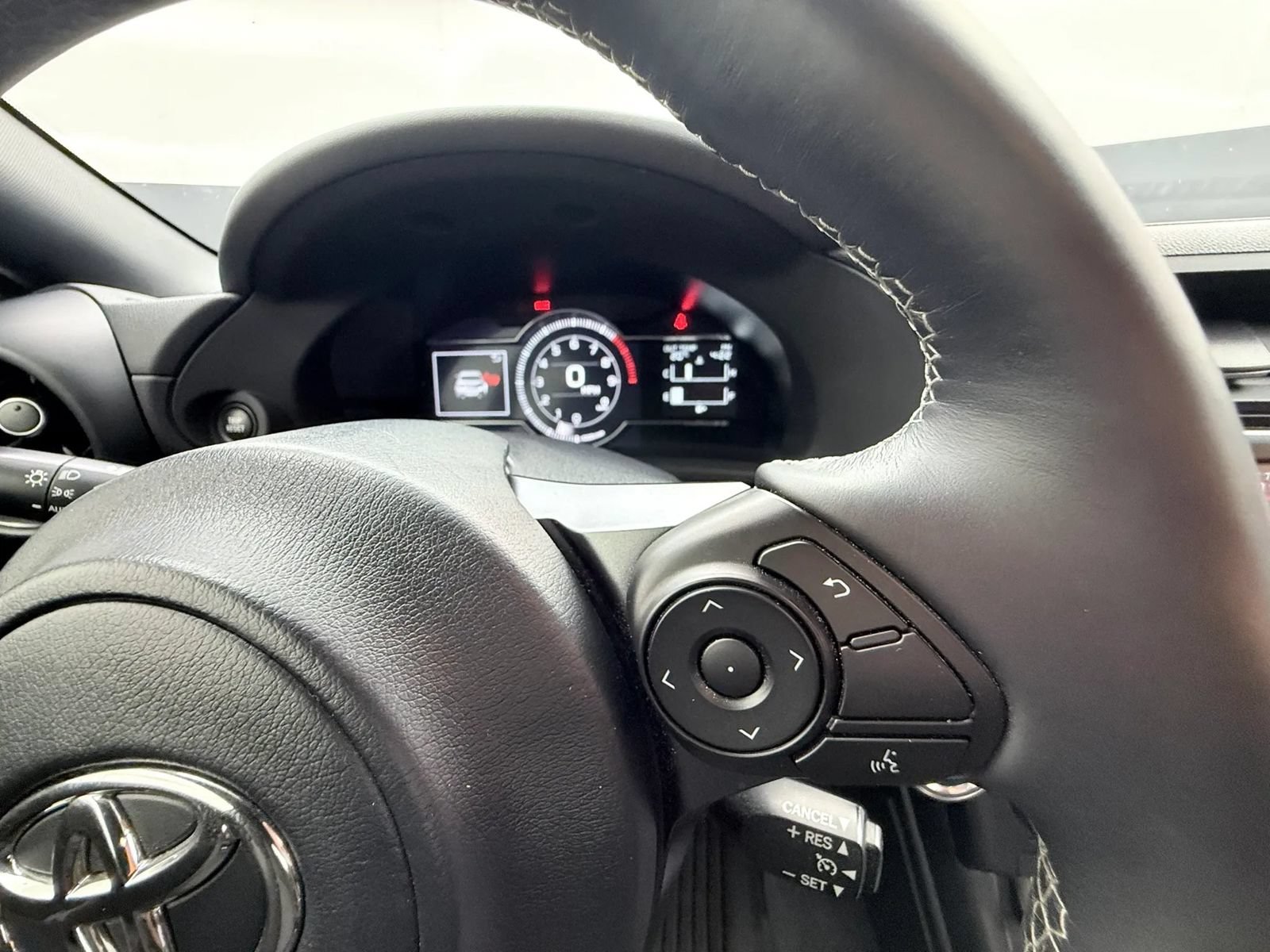 Used 2023 Toyota GR86 RWD image 17
