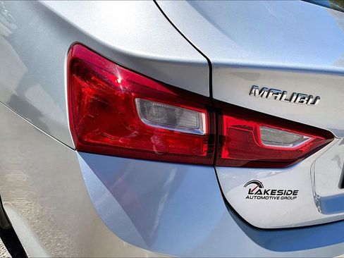 Used 2021 Chevrolet Malibu LS FWD image 20