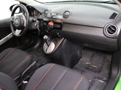 Used 2012 MAZDA MAZDA2 Touring FWD image 19
