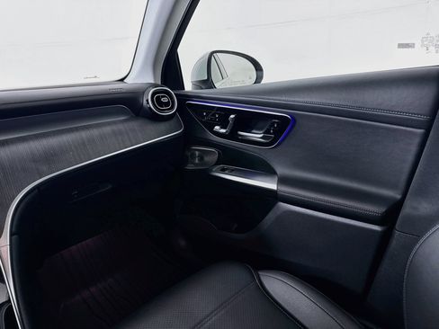 Certified 2024 Mercedes-Benz GLC 300 image 26
