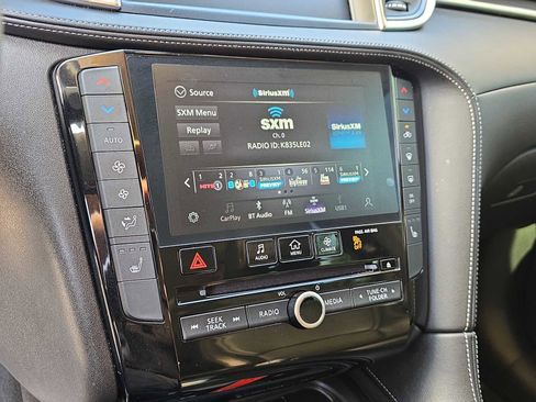 Certified 2024 INFINITI QX50 Luxe w/ Accent Package image 22