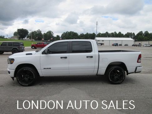 Used 2024 RAM 1500 Big Horn AWD/4WD image 3