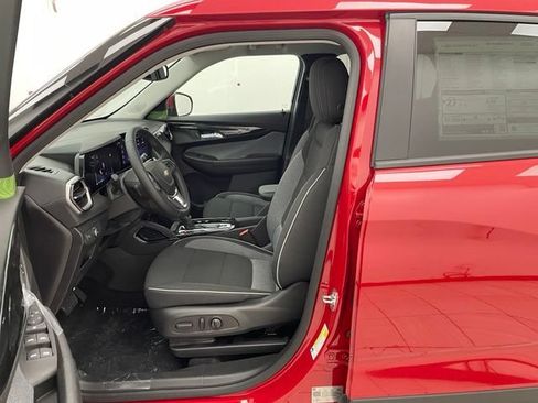 New 2026 Chevrolet TrailBlazer LT w/ Convenience Package AWD/4WD image 8