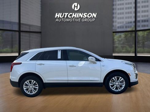 Certified 2022 Cadillac XT5 Luxury image 2