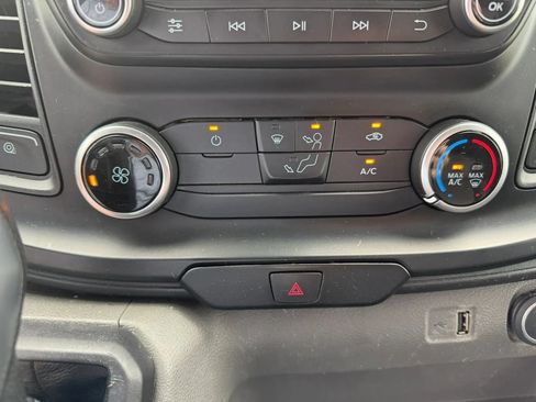 Used 2022 Ford Transit 250 148 High Roof AWD image 22