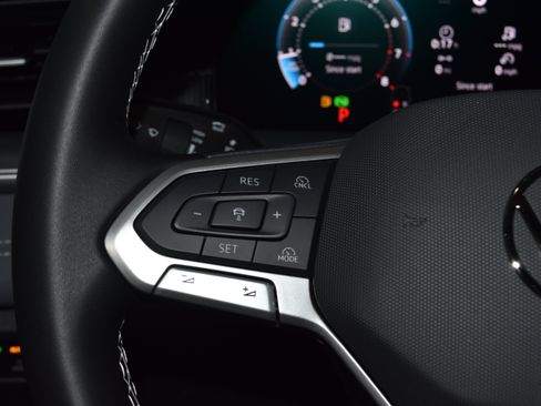 New 2026 Volkswagen Tiguan SE AWD/4WD image 7