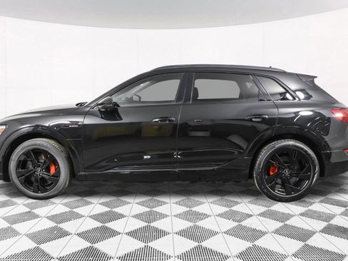 Used 2021 Audi e-tron Premium w/ Convenience Plus Package image 23
