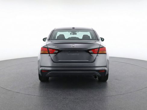 Used 2025 Nissan Altima 2.5 SV FWD image 7