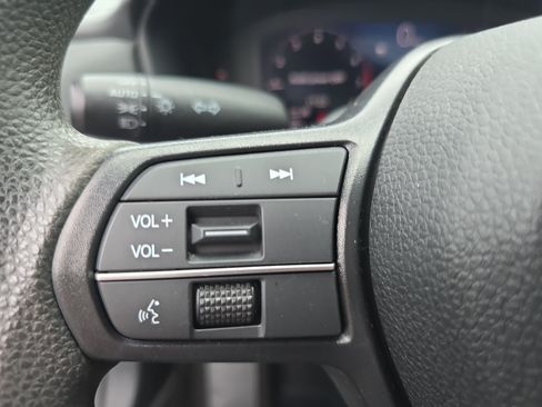 Certified 2023 Honda Accord EX image 16