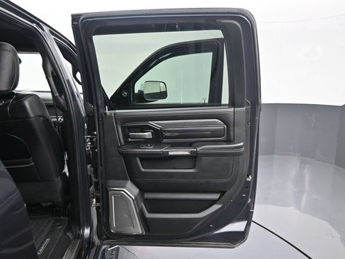 Used 2021 RAM 2500 Limited AWD/4WD image 38