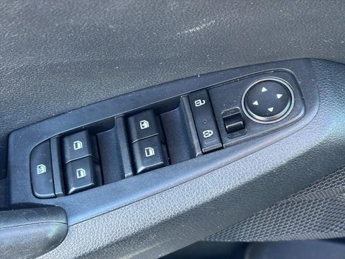 Used 2021 Kia Seltos LX image 23