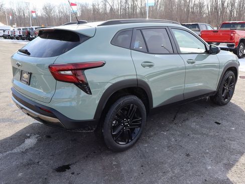 New 2026 Chevrolet Trax ACTIV w/ Sunroof Package image 24