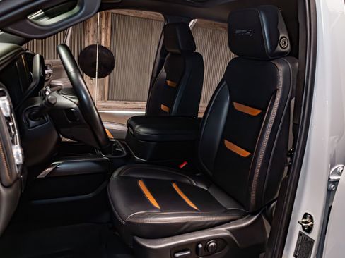 Used 2023 GMC Sierra 3500 AT4 w/ AT4 Preferred Package image 22