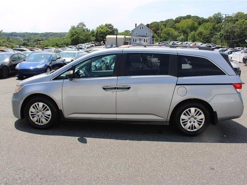Used 2016 Honda Odyssey LX image 4