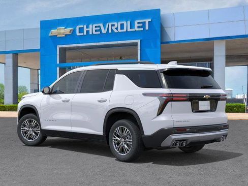 New 2026 Chevrolet Traverse LT w/ Driver Confidence Package image 30