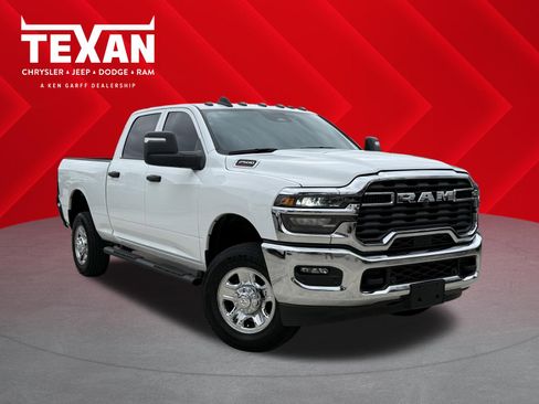 Used 2025 RAM 2500 Tradesman AWD/4WD image 1