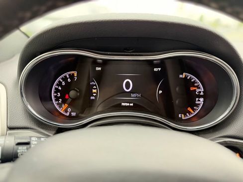 Used 2019 Jeep Grand Cherokee Limited w/ Luxury Group II RWD image 10