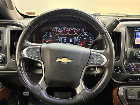 Used 2017 Chevrolet Silverado 2500 LTZ image 13