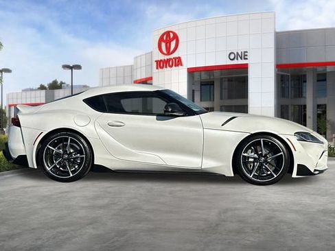 Used 2020 Toyota Supra w/ Driver Assist Package RWD image 3