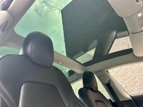 Used 2020 Tesla Model 3 Long Range AWD/4WD image 19